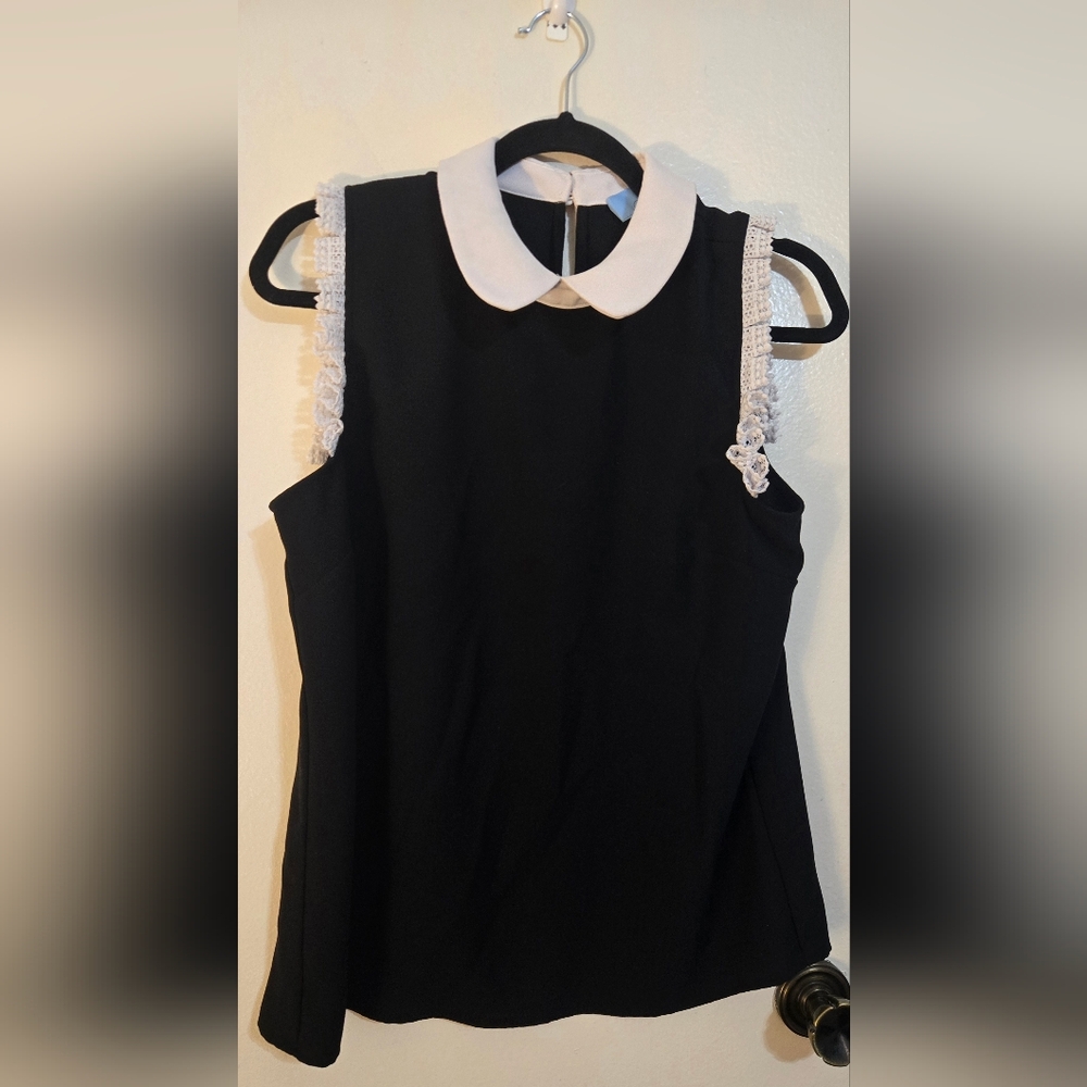 Chic Black Top with White Lace Collar